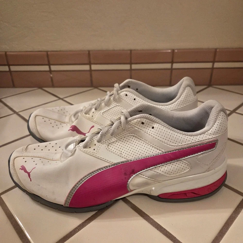 Puma Tazon 6 FM Shoes White Pink Cross Training Sneakers 189877-01 Size 10